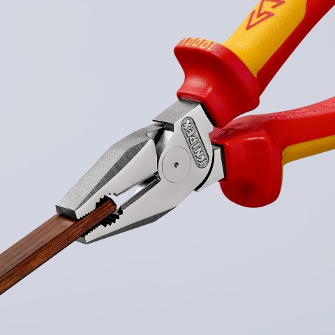 KNIPEX 02 06 180 Anwendung