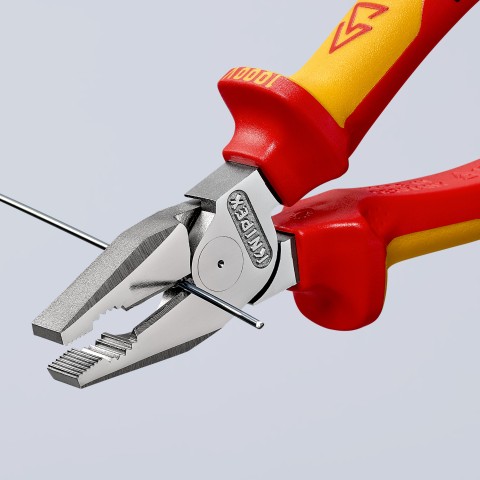 KNIPEX 02 06 180 Anwendung