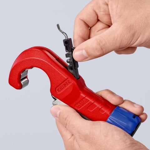 KNIPEX TubiX® Pipe cutter | Knipex