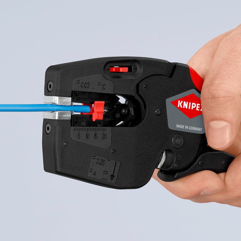 Knipex lanza NexStrip, una herramienta multifunción de corte, pelado y  crimpado